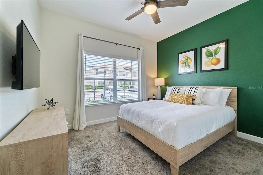 Vibrant 5Bd w Private Pool Waterpark at Storey Lake 4811m