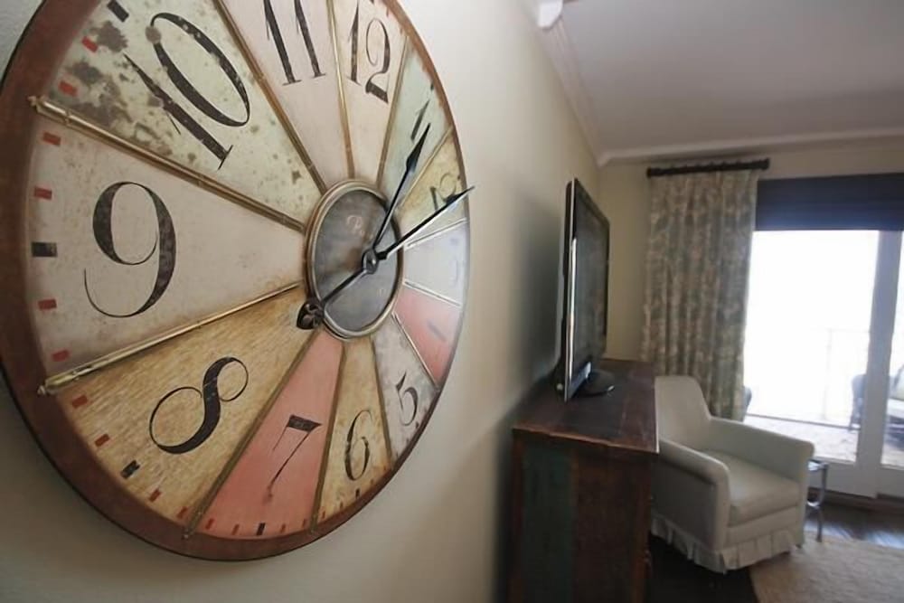 Sea Coast Gardens II 2 Bedroom Condo by Great Ocean Condos