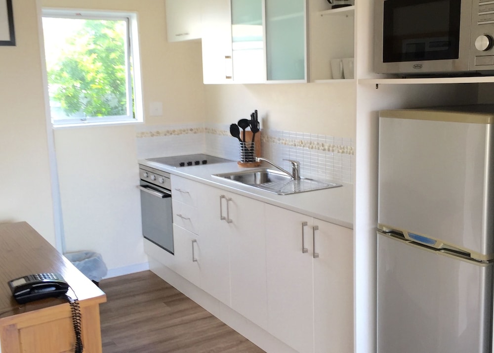 Sea Vista Apartments photo 2