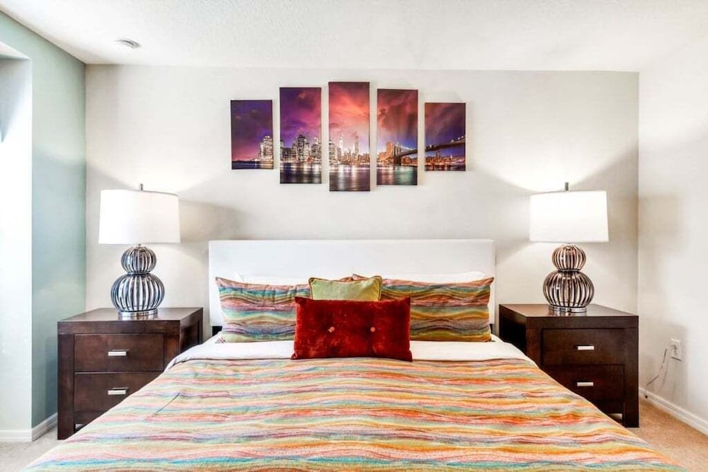 Beautiful Tranquil Relaxing Home With Private Pool 4 Bedroom Townhouse