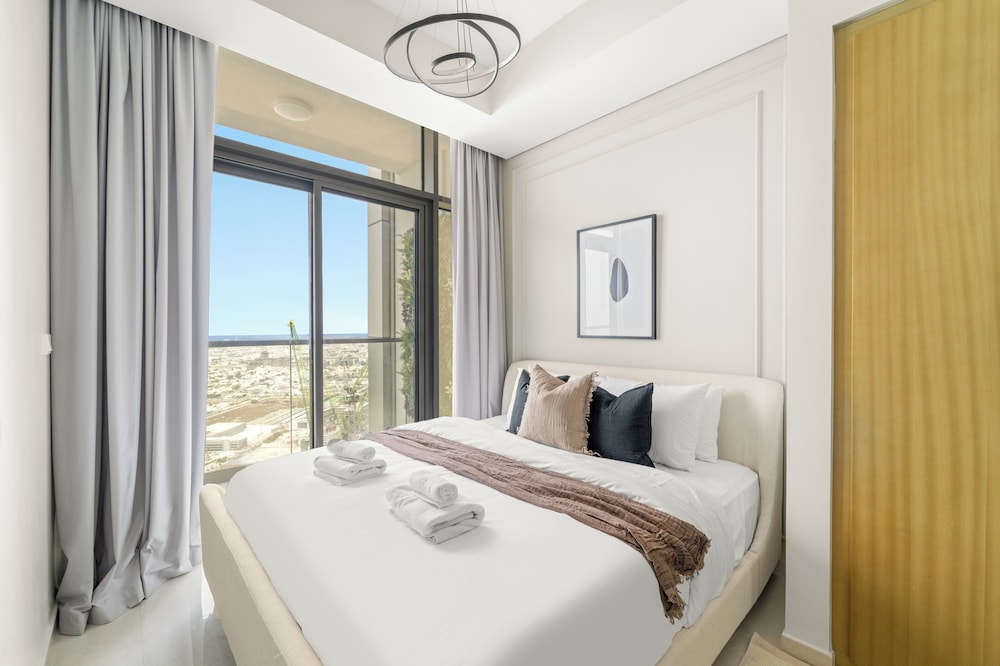 Silkhaus Aykon City Towers