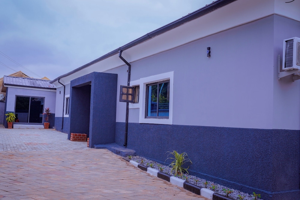 Hannan Residence