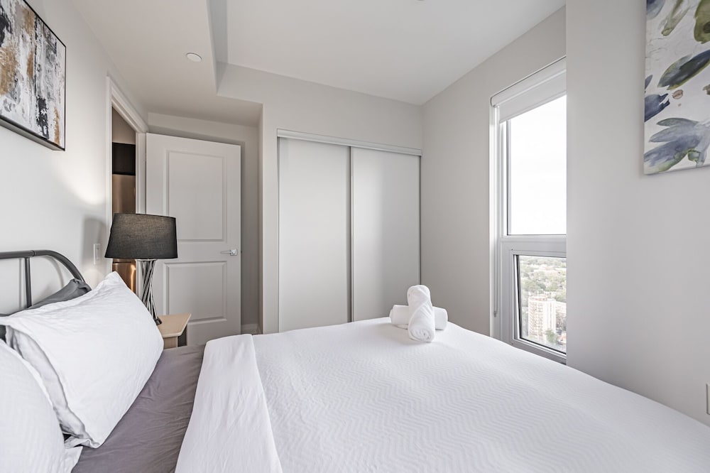 Jarvis Vacation Suites - Image 1