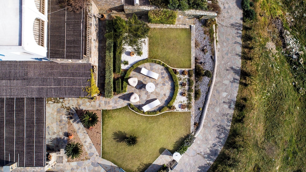 Ifigeneia Luxury Villas