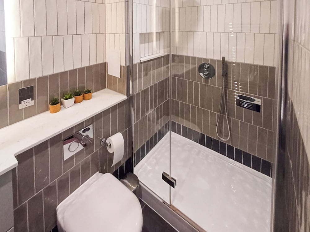 Modern 2 Bedroom 2 Bathroom Apartment