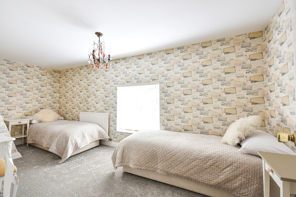 Dovecote Farm House