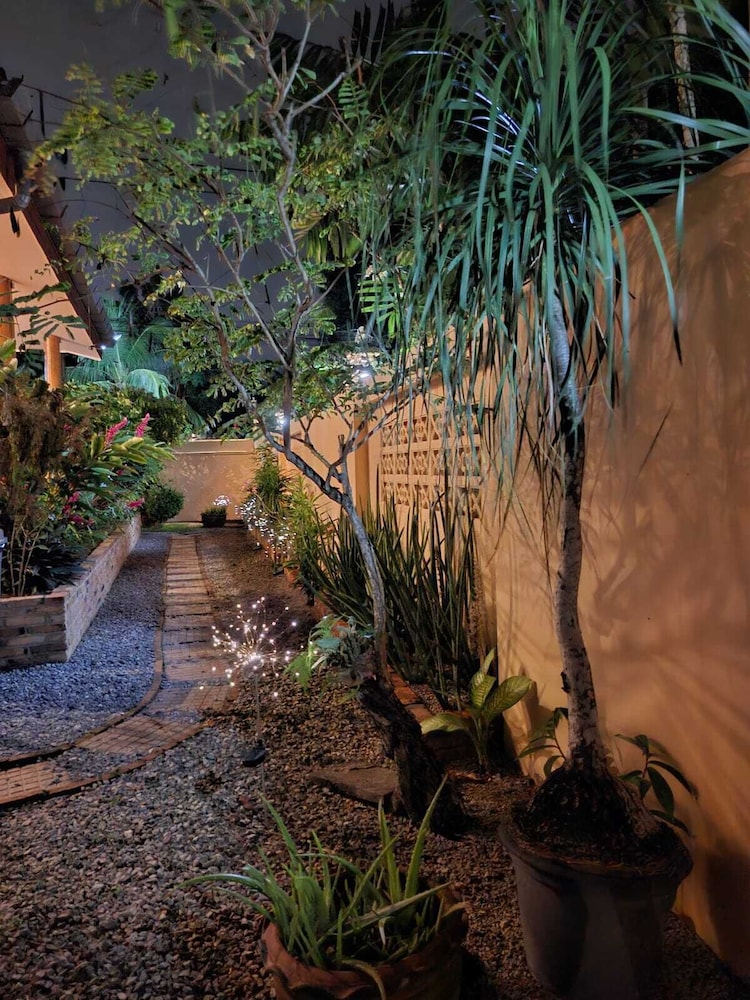 Mooni Sunshine Villa