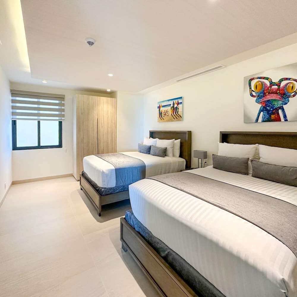Brand New 6 Bedroom Penthouse