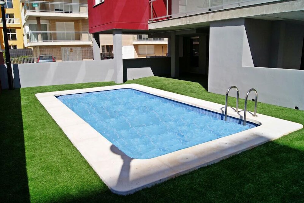 Agora Apartamentos La Volta