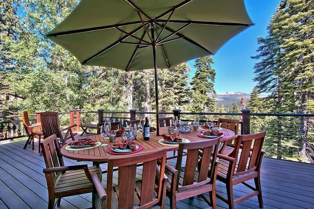 Lake Tahoe Vacations - Wilderness Lodge - 5 Br Home - Property Image 11