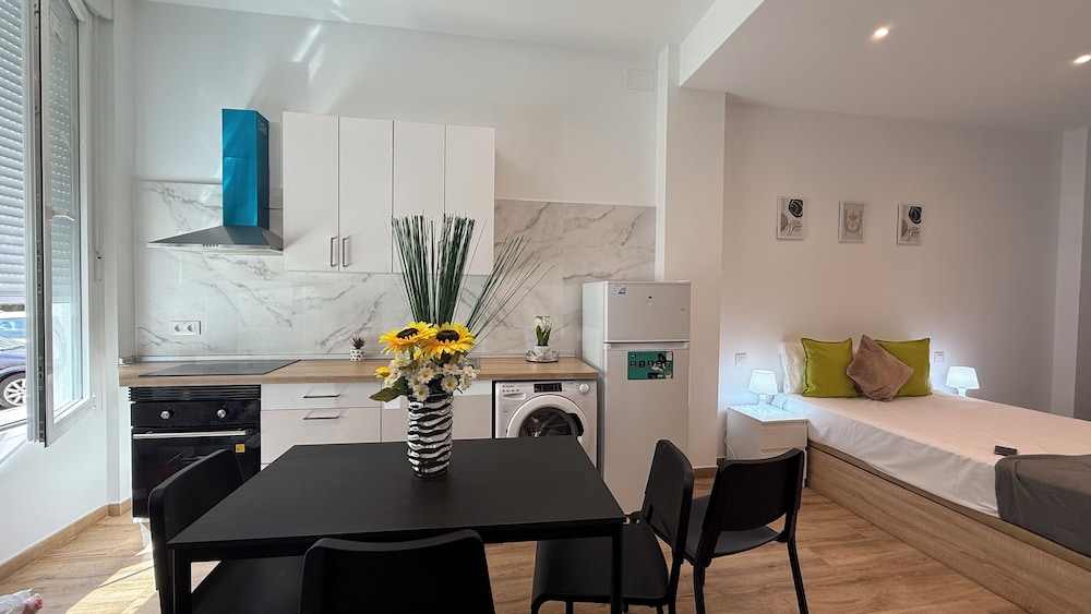 Naffah Apartments I