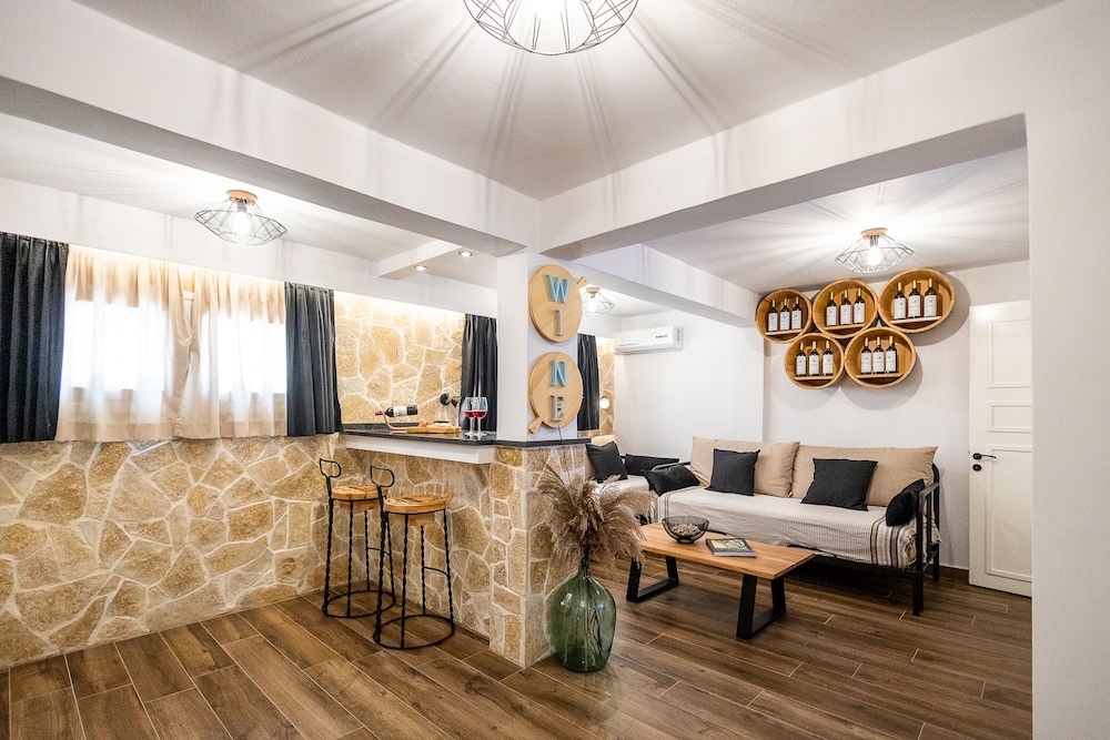 Mathraki Resort