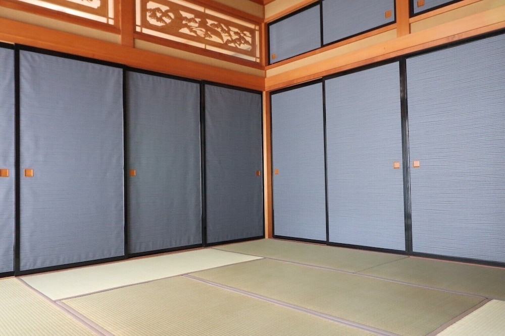 decopinhouse