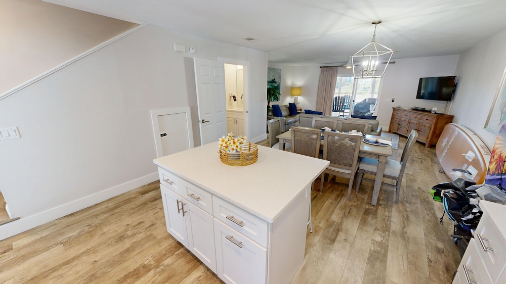 Spf 98 2 Bedroom Townhouse