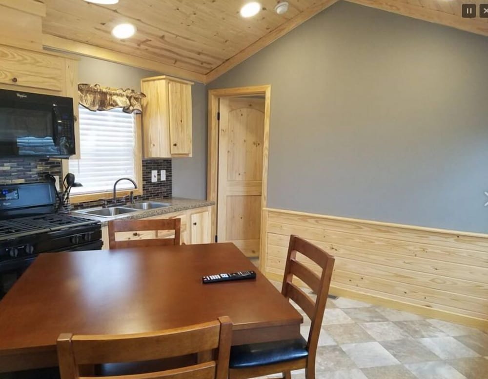 Dodge City Vacations - Dodge City KOA - Property Image 3