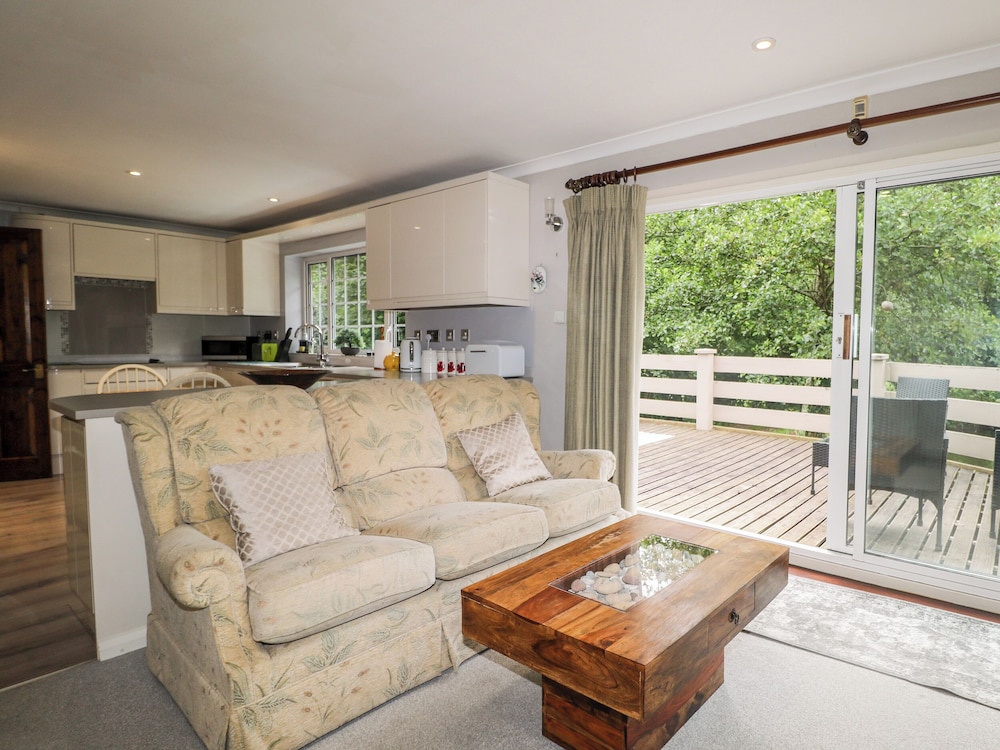 Miswells Cottages - Lake View