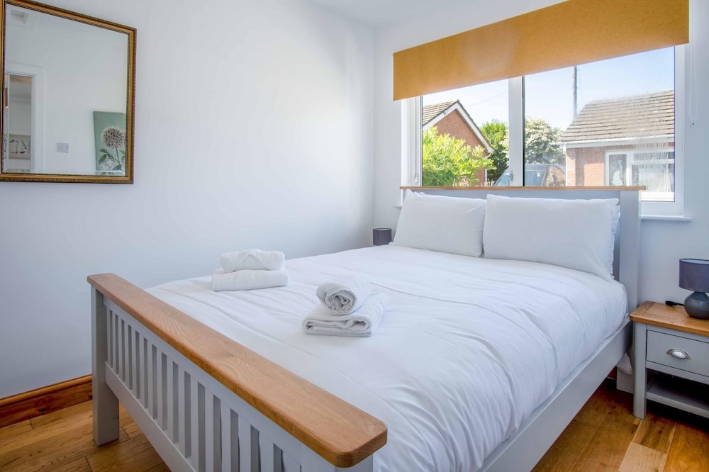 Cosy Cottage - 2 Bedroom Cottage - Mumbles