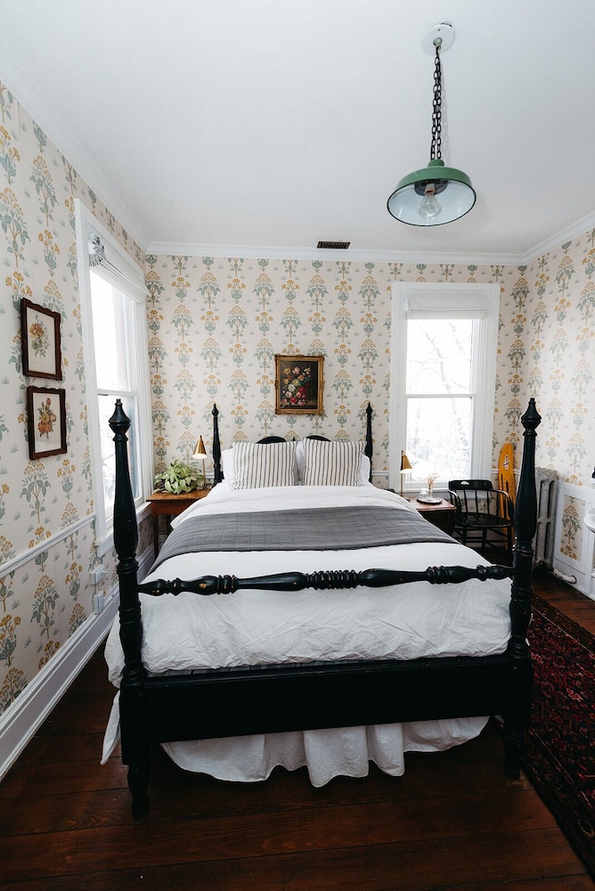 Ellerbeck Mansion Bed & Breakfast
