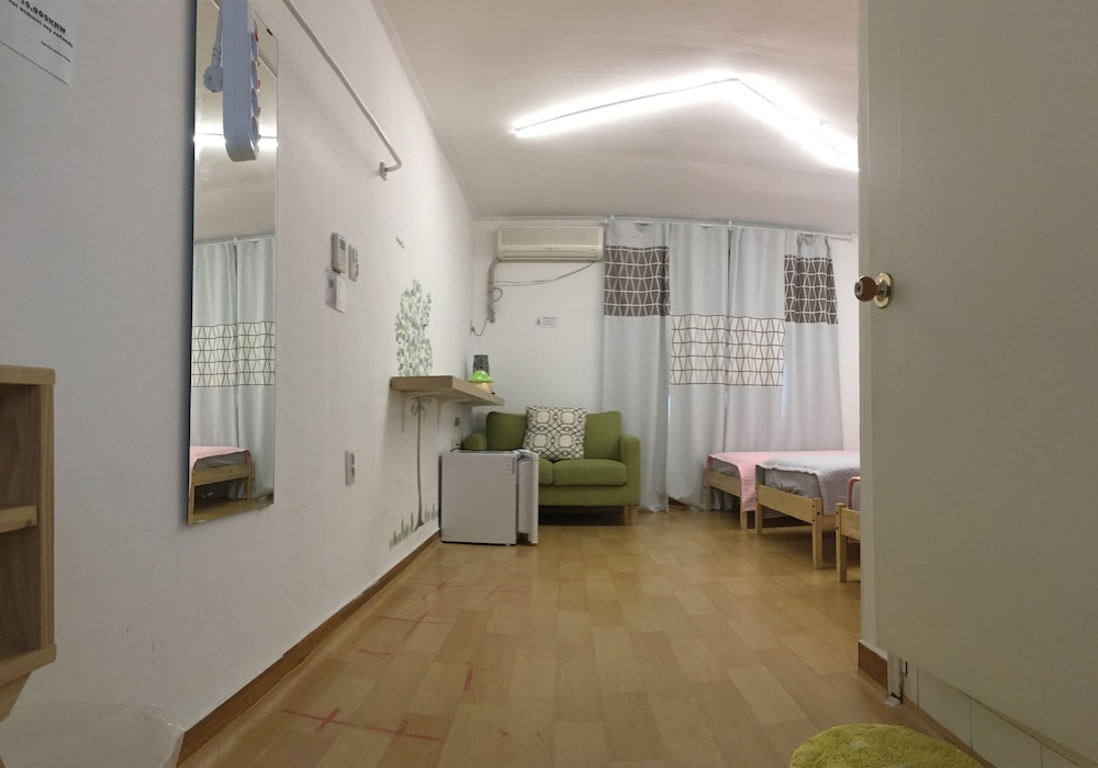 Egg Guesthouse Korea