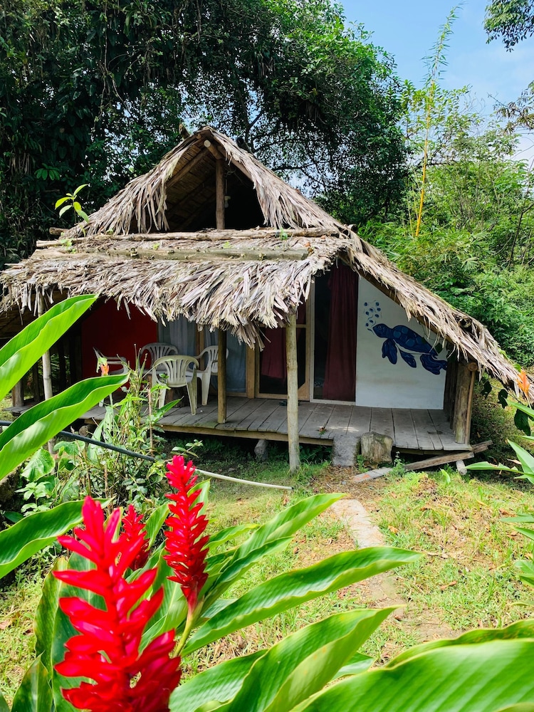 Wira Pora Hostal