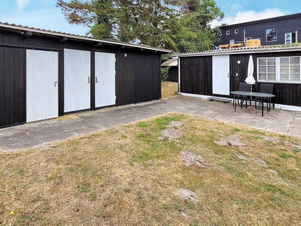 3 Person Holiday Home in Allingabro view 4