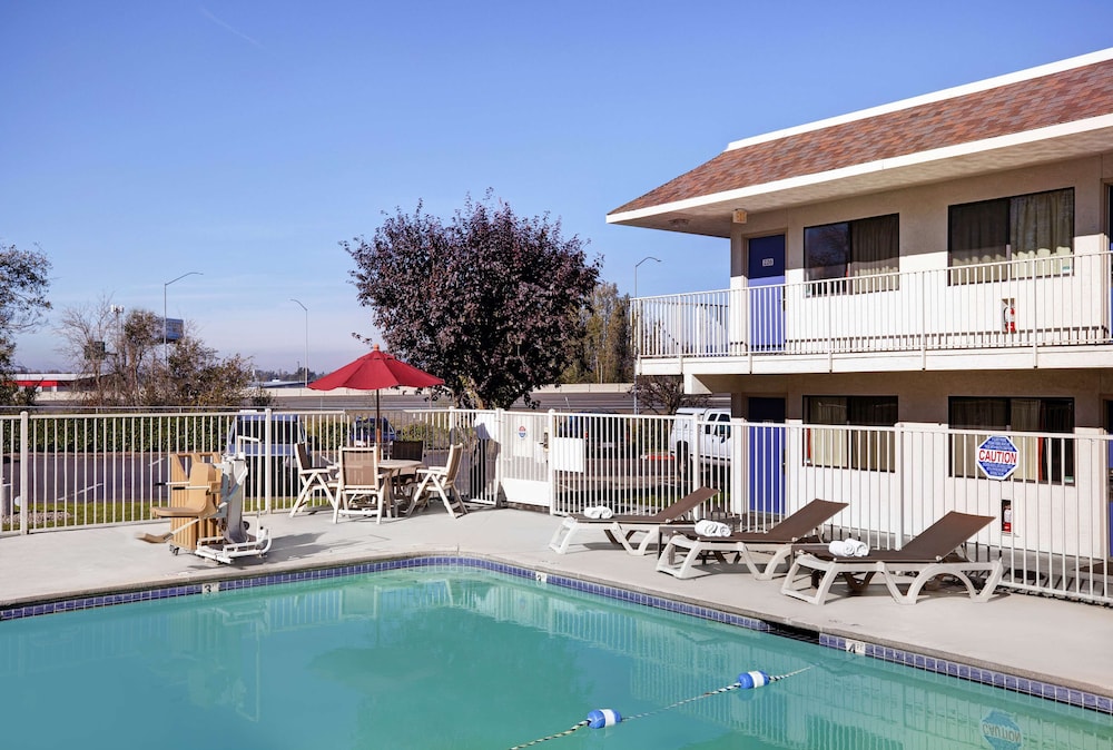 Motel 6 Troutdale, OR - Portland East