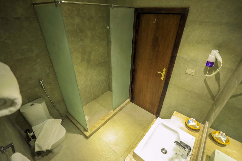 Blend Elphistone Resort