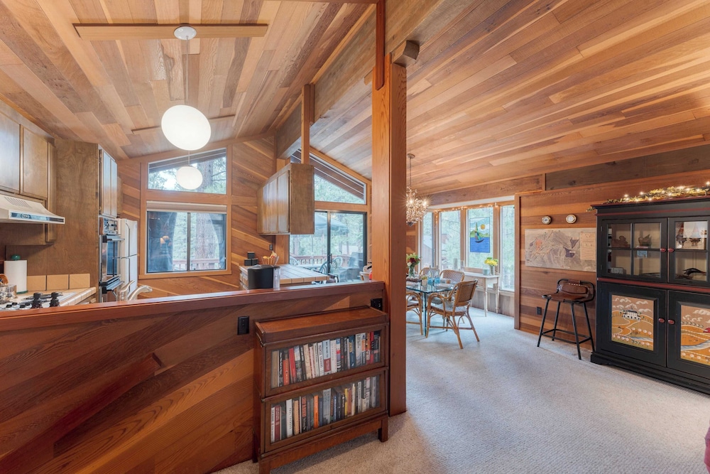 Northstar Hideaway by Avantstay 5mins to Skiing!