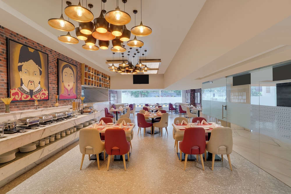 Lemon Tree Hotel Centre Point Jamshedpur