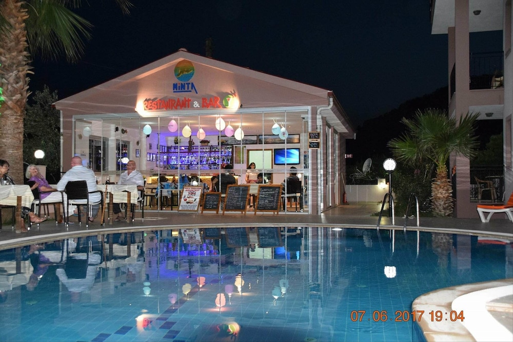 Hotel Minta Apart - Image 1