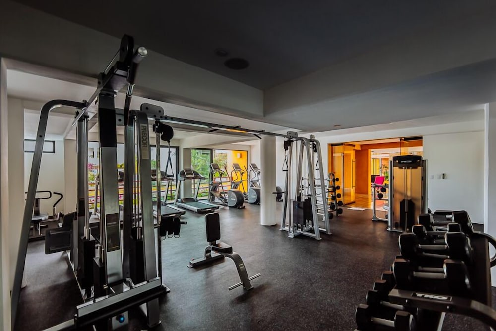 Trendy 2BR condo centermost by Happy Address