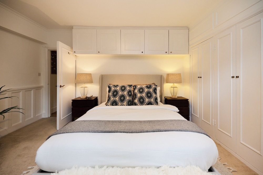 The Carlton Nook - 2BR Apartment