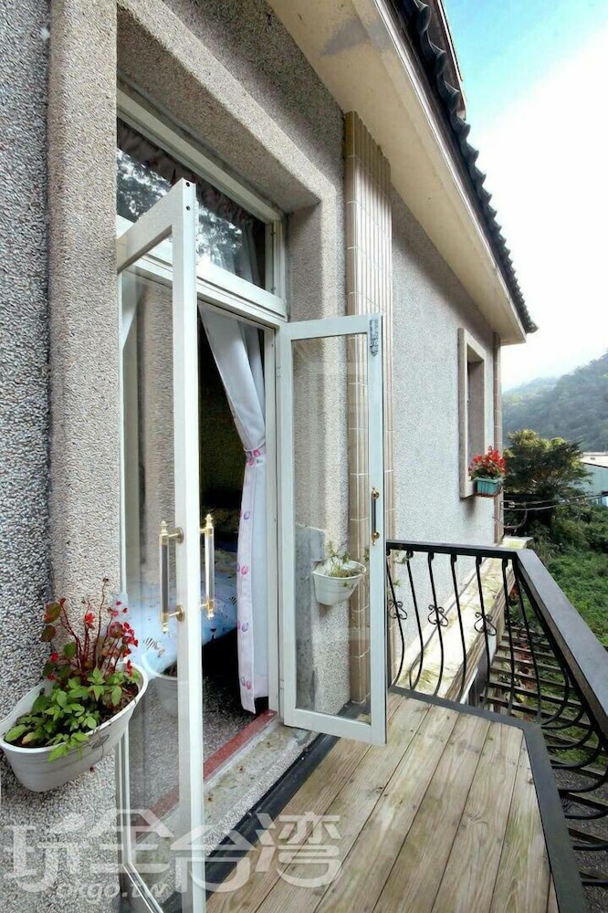 Shuanghui Garden B&B