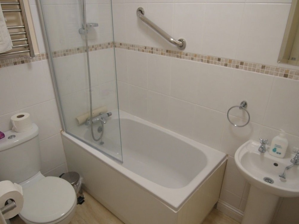 Woodcliffe Holiday Apartments view 5