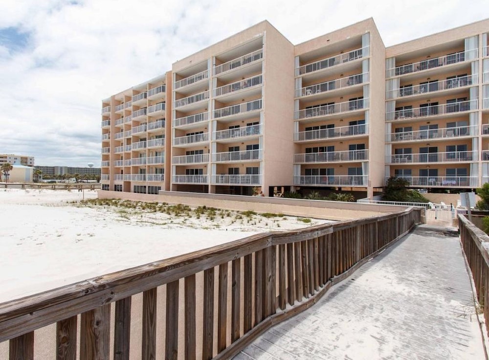 Islander Beach Resort by Panhandle Getaways