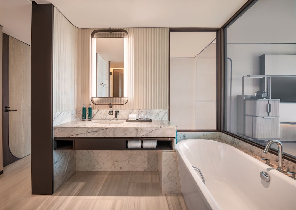Hilton Saigon 32
