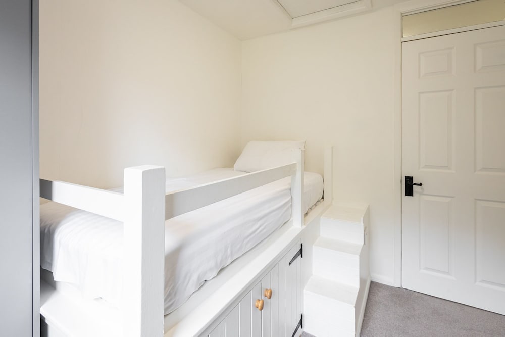 Host Stay Villier s Rest
