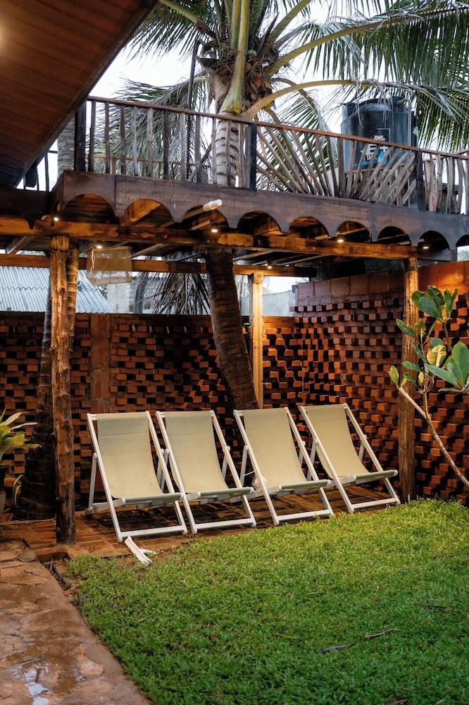 Sunsei Beach Negombo
