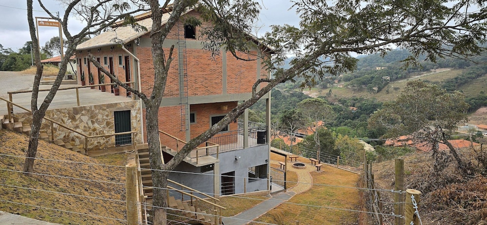 Villa da Serra Suites