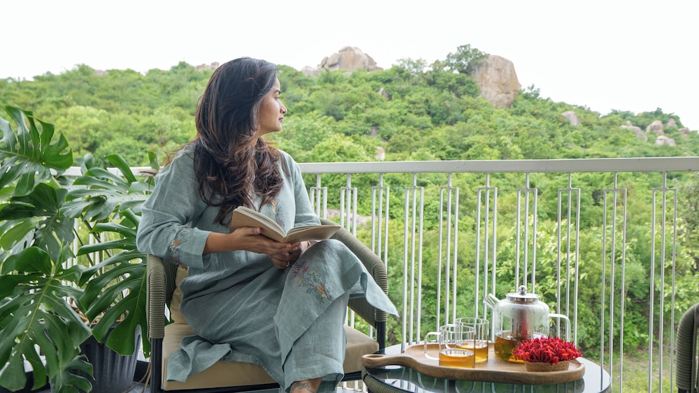 VSR VRIKSHA NATURE CURE CENTER