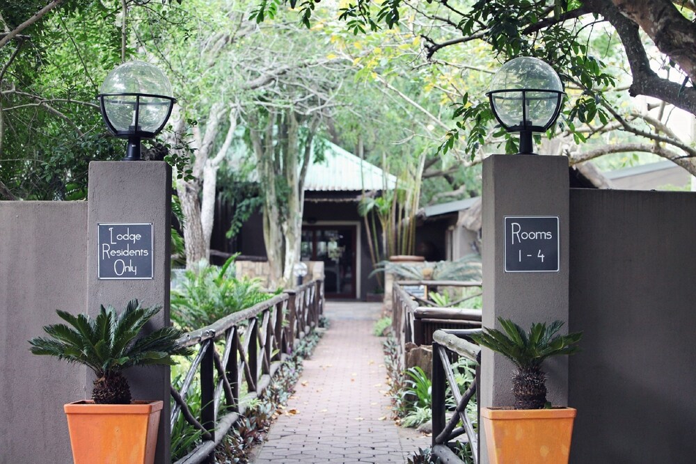 Emdoneni Lodge