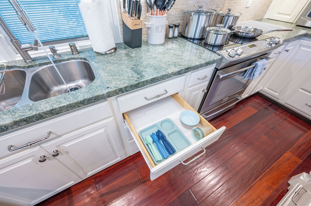 Luxury living with Spa &Pool near Disney