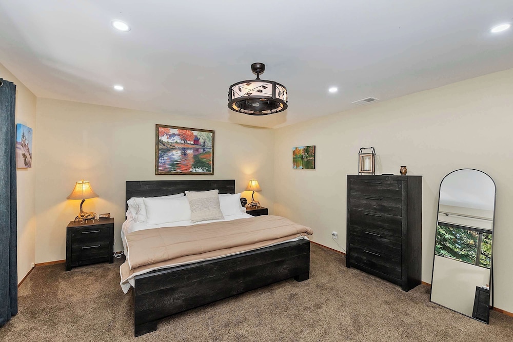 Tres Patos - Lakefront Stay for 8
