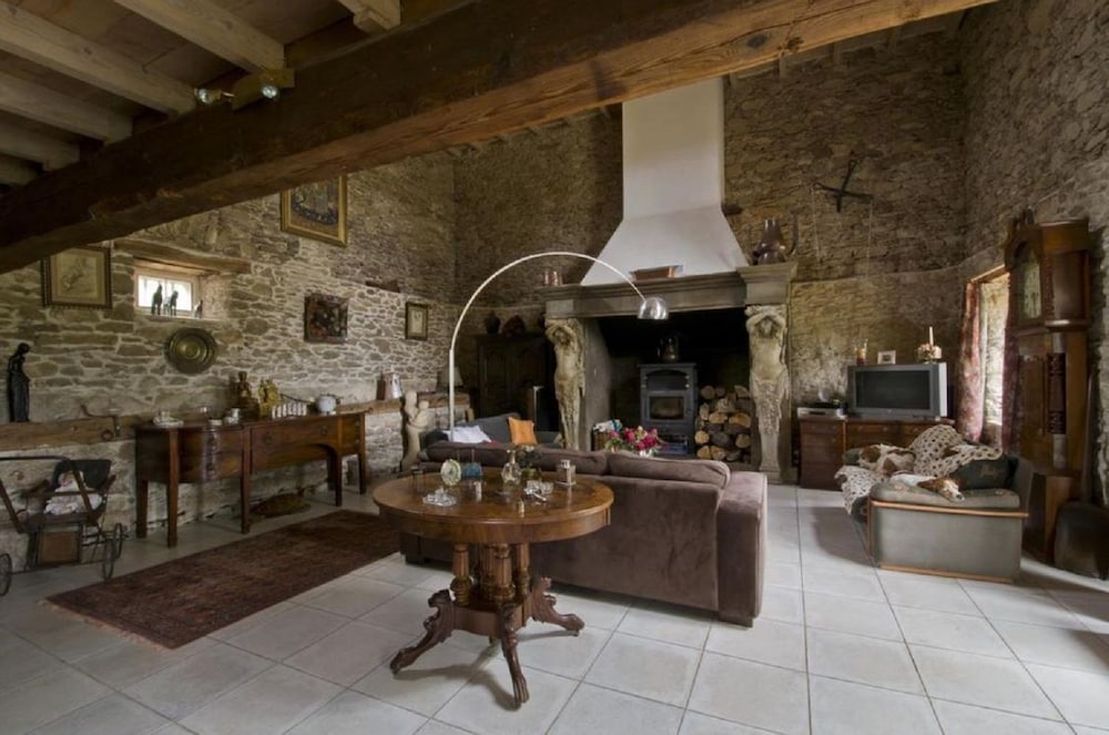 Saint-Denis Vacations - Domaine Co d'Esperou - Property Image 6