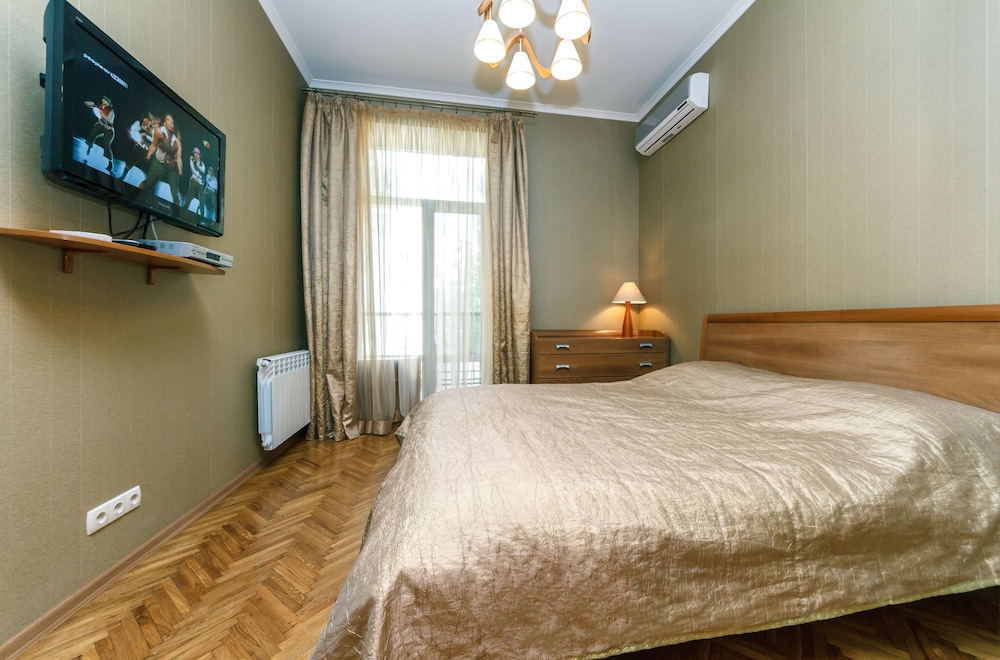 Alma Apartments