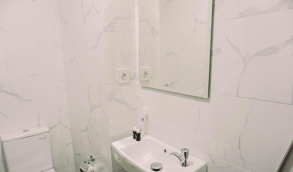 Best Deal Studio Pacific Garden Apartment Alam Sutera