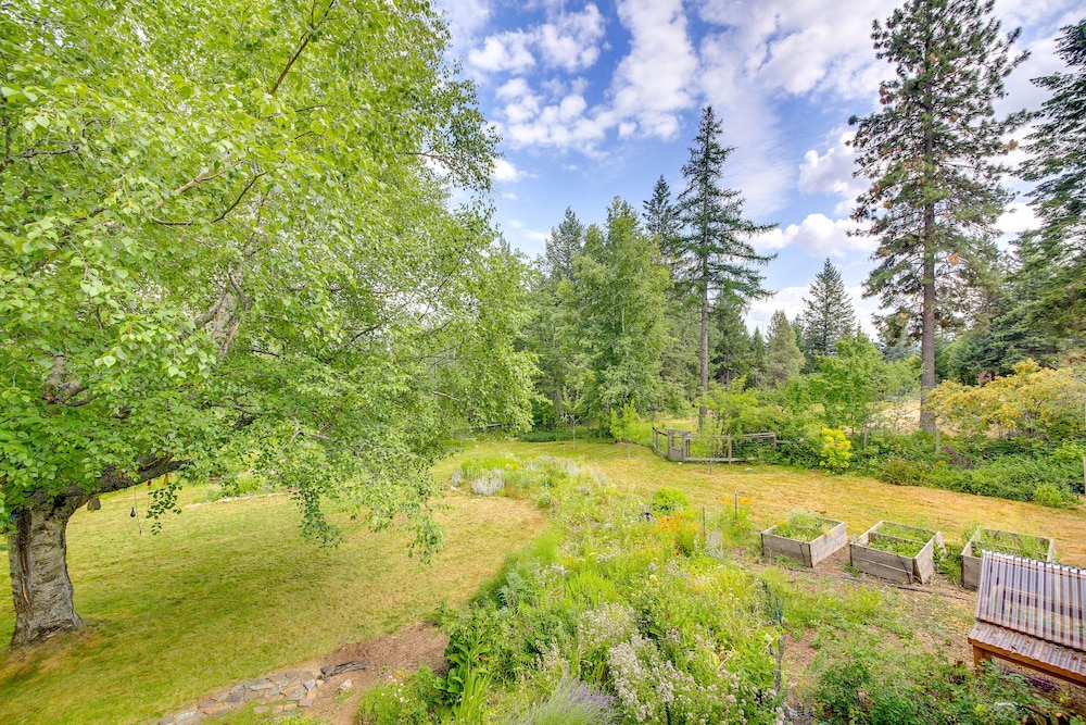 Sandpoint Vacations - 12 Mi to Schweitzer: Spacious Home w/ Deck! - Property Image 39