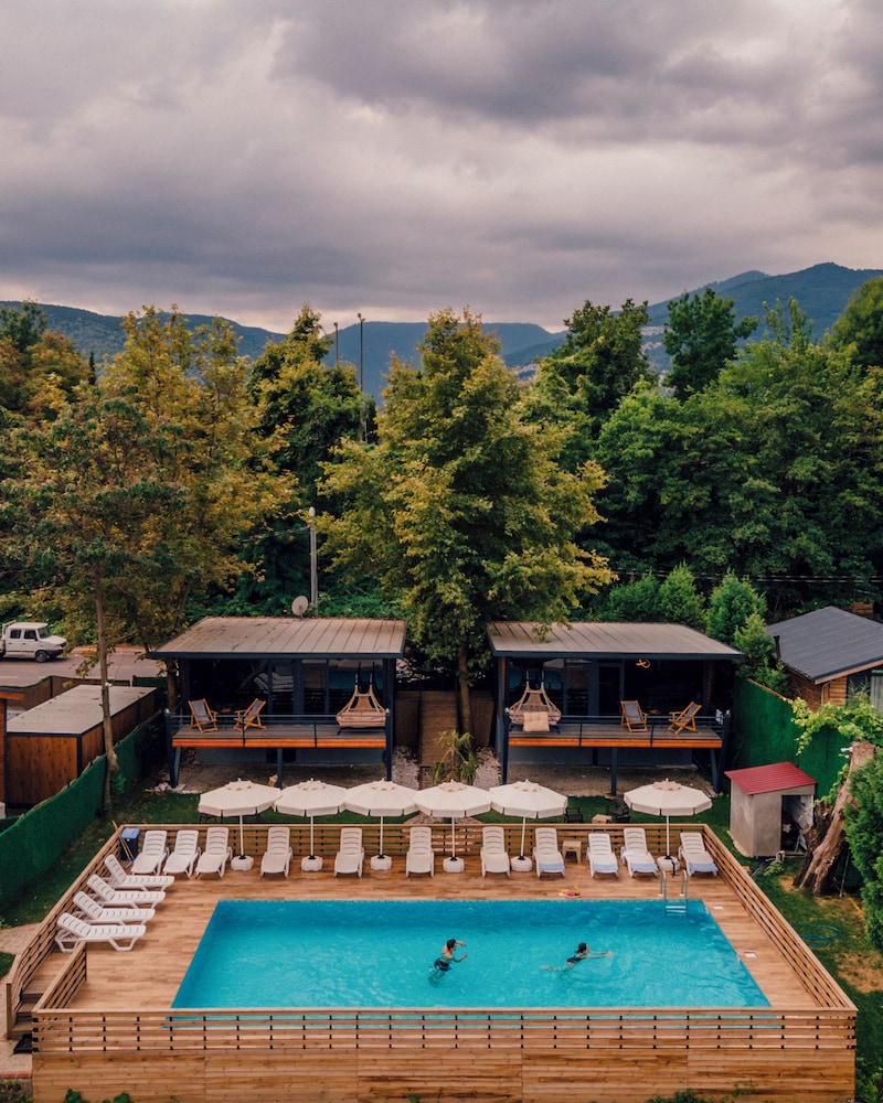 SAPANCA KIYI BUNGALOV
