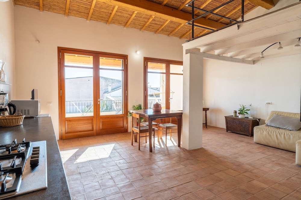 Casa Tharros in Nurachi
