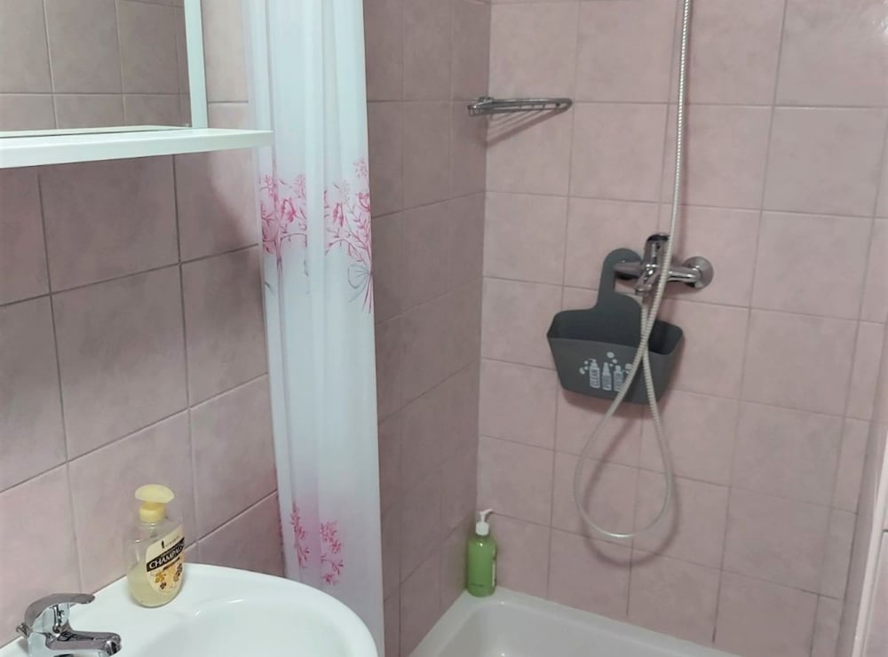 Serene Crikvenica Holiday Home With Hot Tub